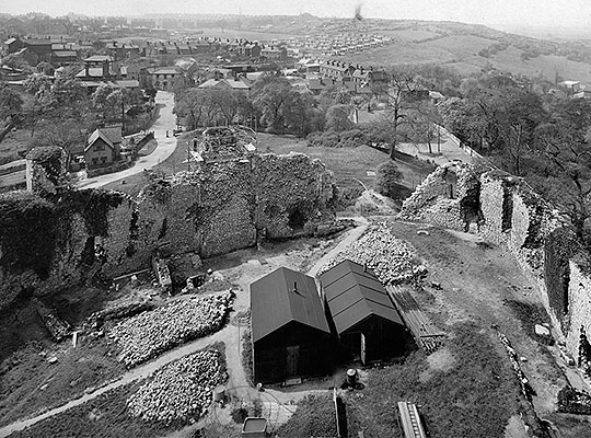 Excavations taking place in the inner bailey in 1951, seen from the top of the keep