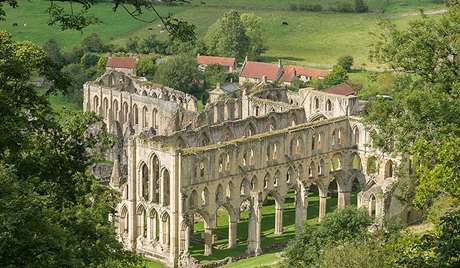 Rievaulx Abbey, North Yorkshire Rievaulx Abbey, North Yorkshire