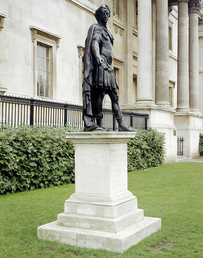 10 (lesser known) statues of English monarchs in London…8. King