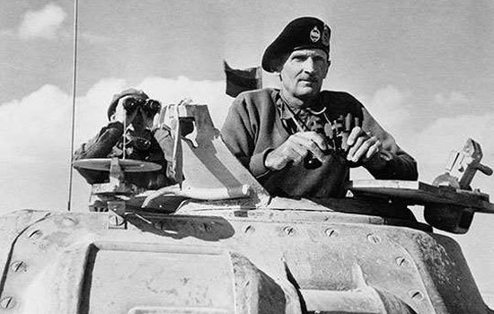 Charles Trang Totenkopf (World War 2) 英語 Totenkopf: Trang, Charles: 9782840482352: Amazon.com: Books