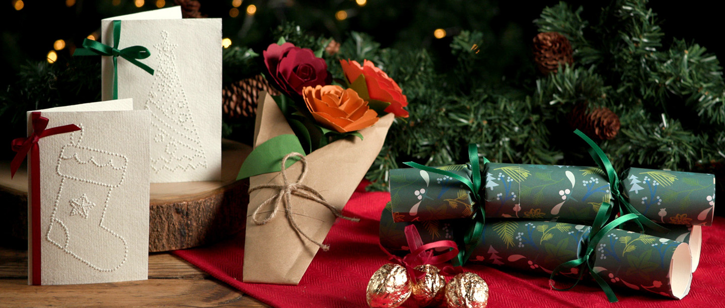 Create your own Victorian Christmas Crafts English Heritage