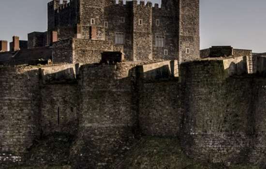 Image: Photo of the outer walls and keep of Dover Castle
