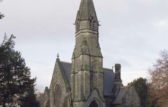 Image: Photo of a Roman Catholic chapel in Manchester Southern Cemetery