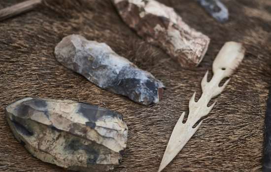 Colonial Making Flint Grime's Graves - Prehistoric Flint Mine | English Heritage