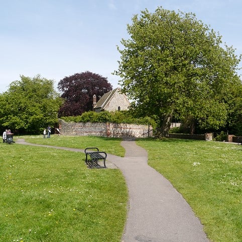 Photo of the Franciscan Gardens in Canterbury on a sunny day