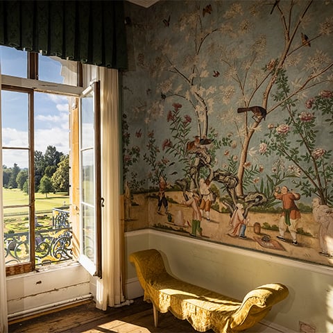 Photo of Chinoiserie wallpaper at Wrest Park