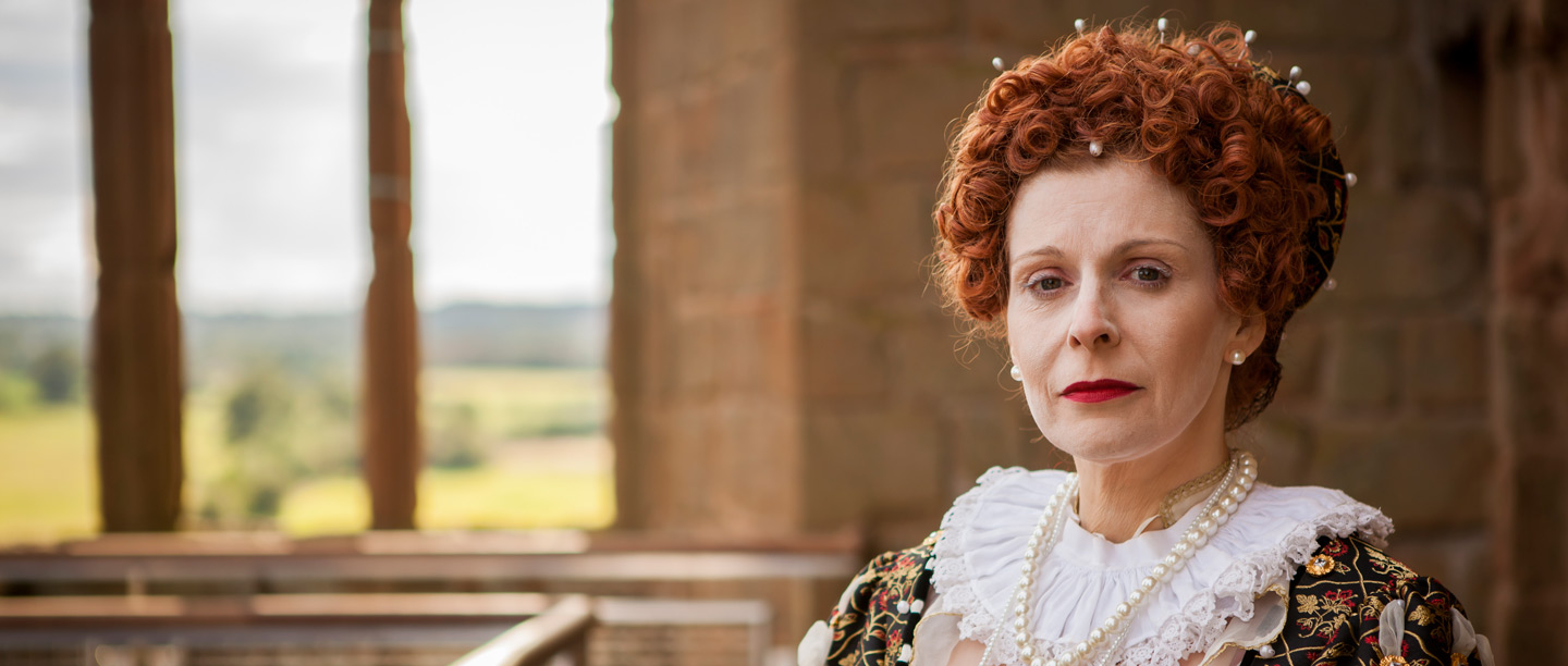 Image: Elizabeth I re-enactor at Kenilworth Castle