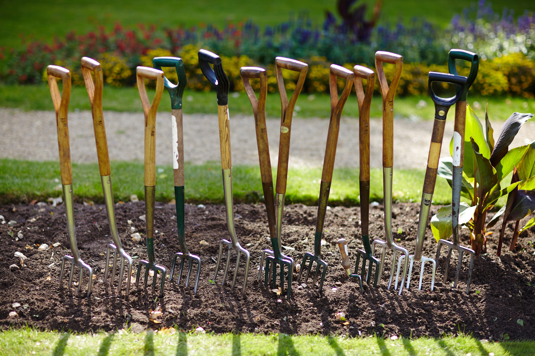 Maintaining Our Gardens English Heritage