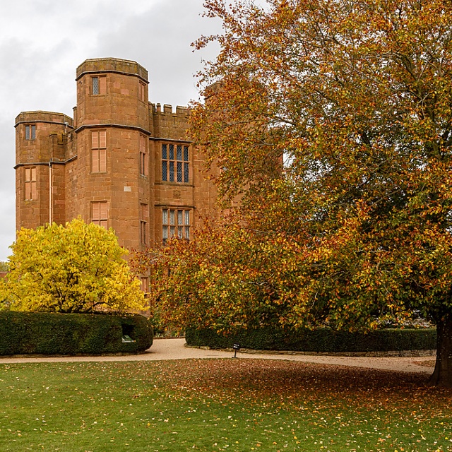 Kenilworth Castle and Elizabethan Garden, Warwickshire