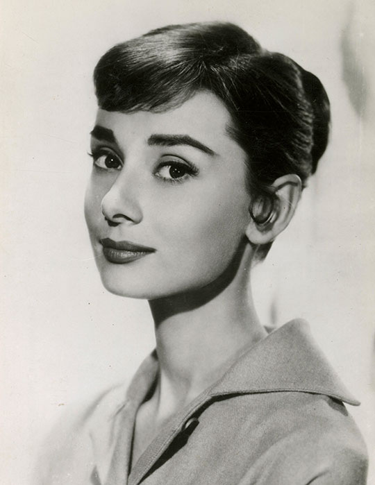 AUDREY HEPBURN PHOTO-DOCUMENTS Audrey Hepburn: Portraits of an