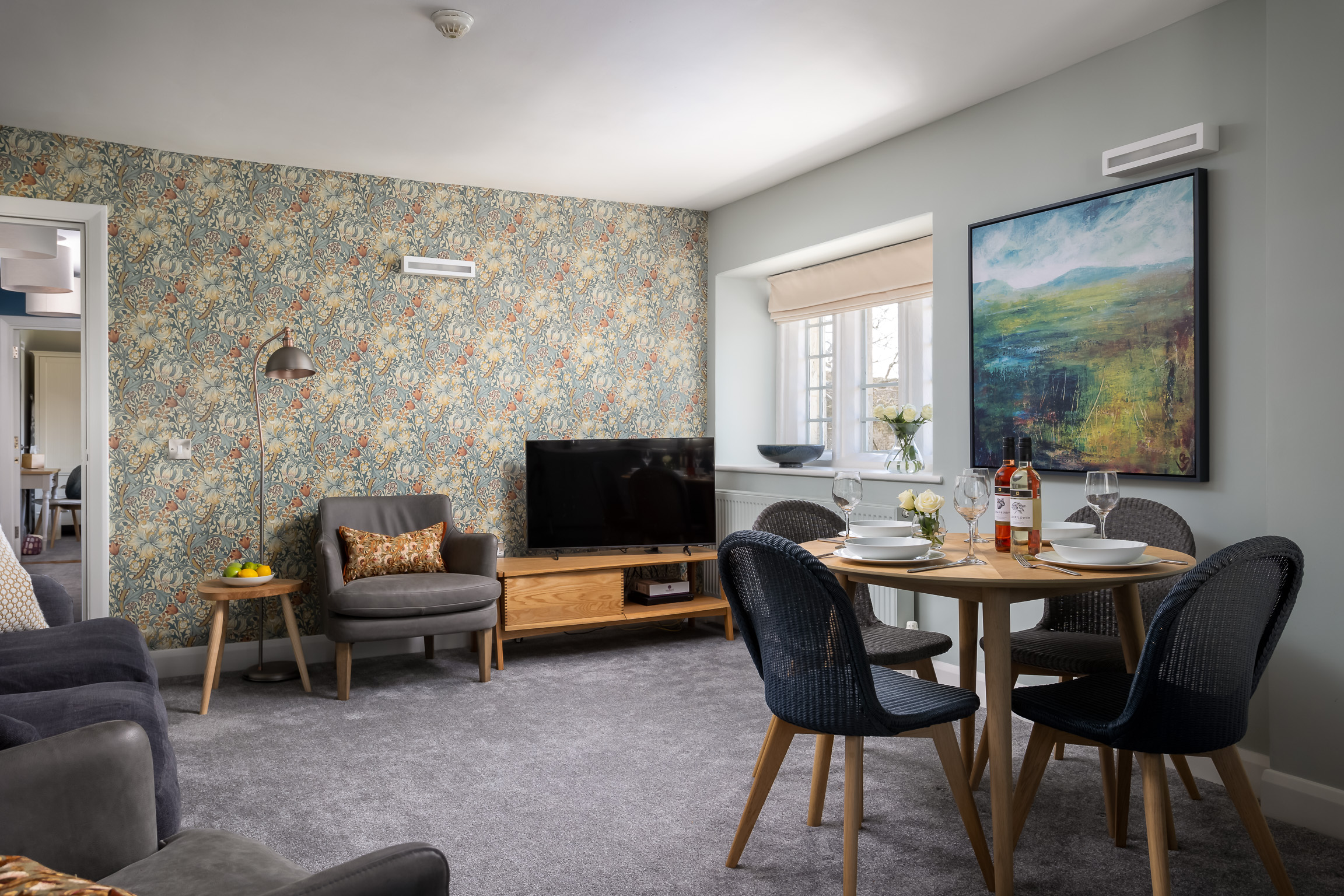 Lounge and dining area, first floor