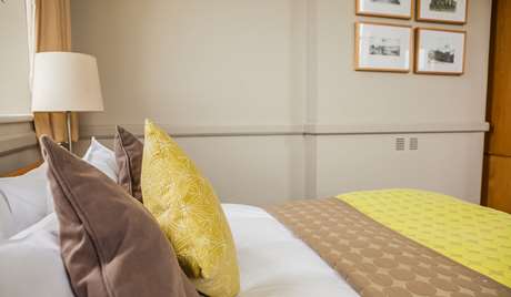 Bedroom, ground floor Bedroom, ground floor