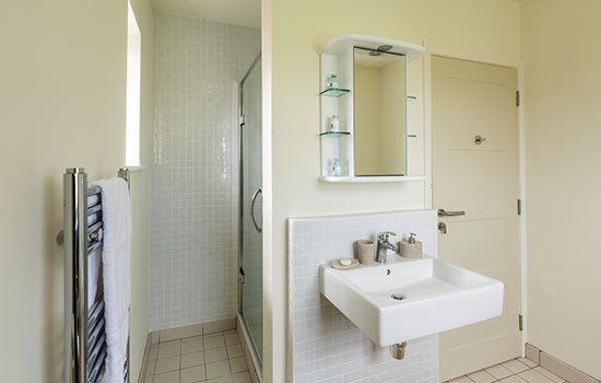 Bathroom, first floor