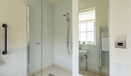Shower room, ground floor