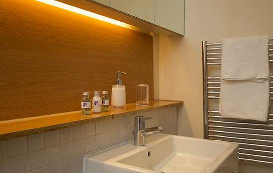 Bathroom, first floor Bathroom, first floor