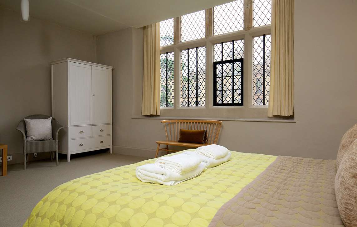 Master bedroom, first floor Master bedroom, first floor
