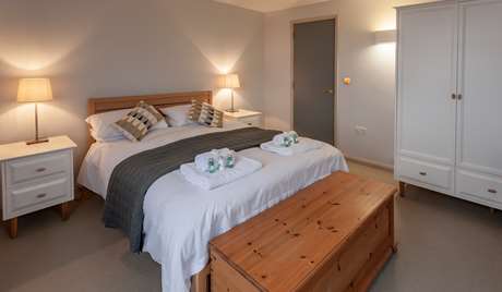 Master bedroom, ground floor Master bedroom, ground floor