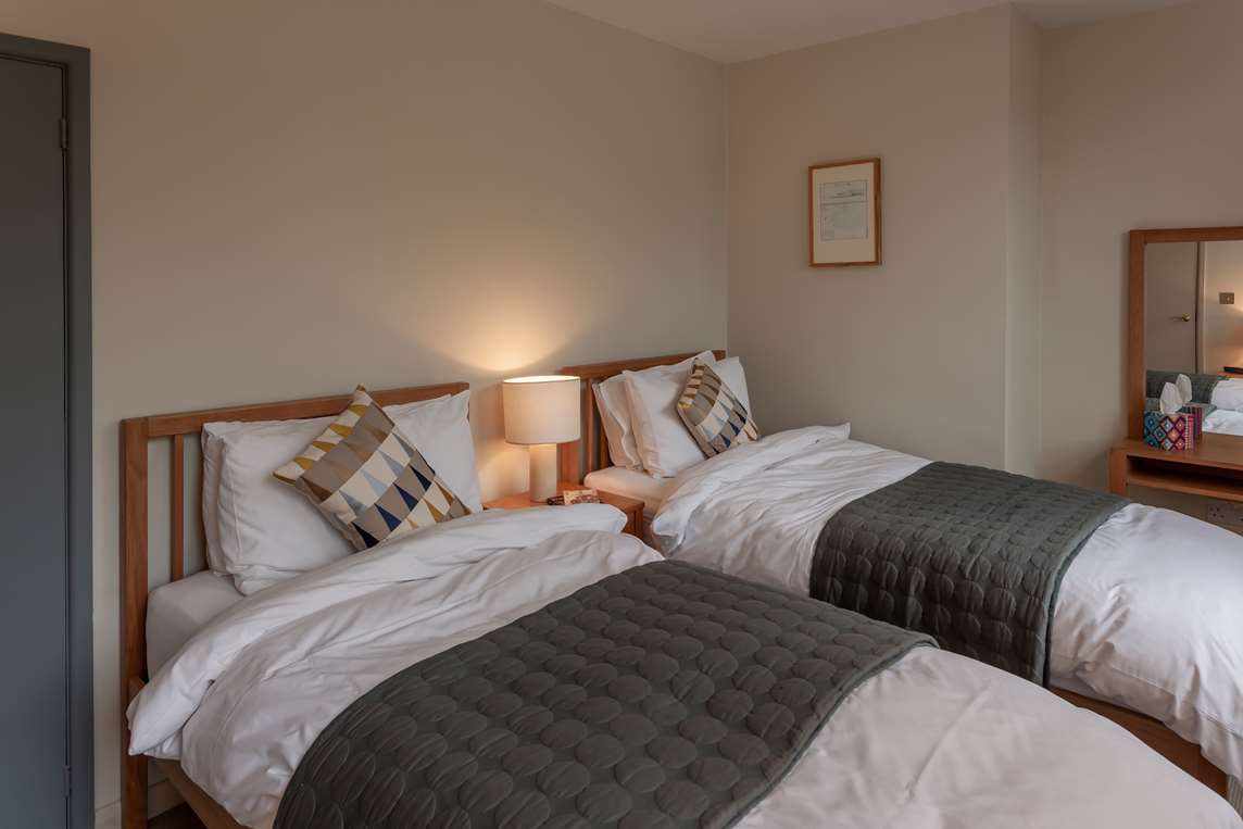 Twin bedroom, ground floor Twin bedroom, ground floor