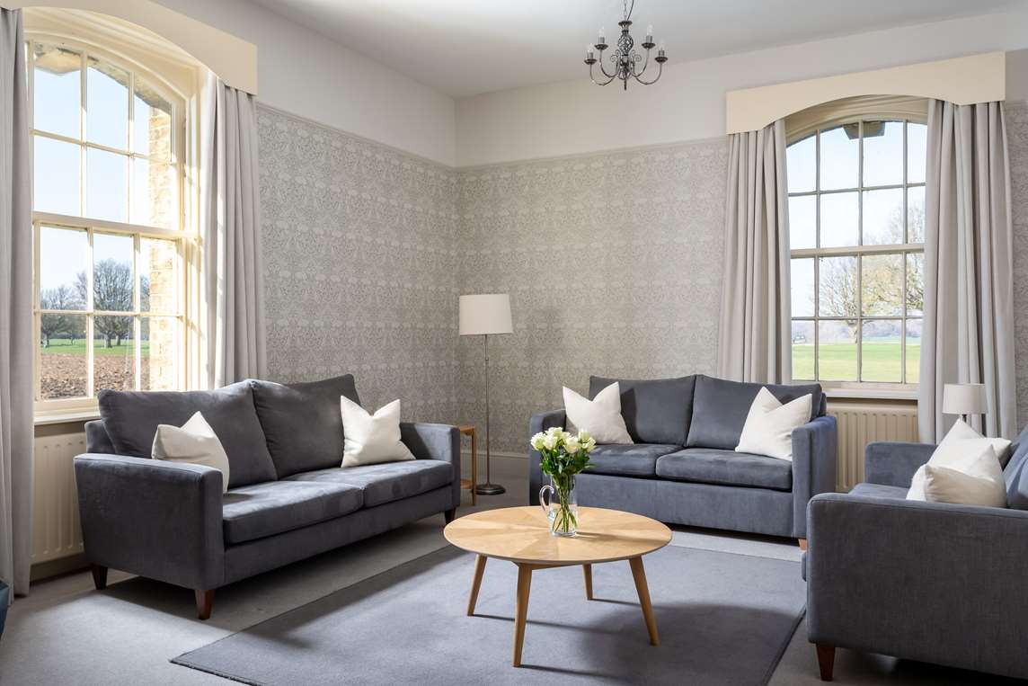 Lounge, ground floor Lounge, ground floor