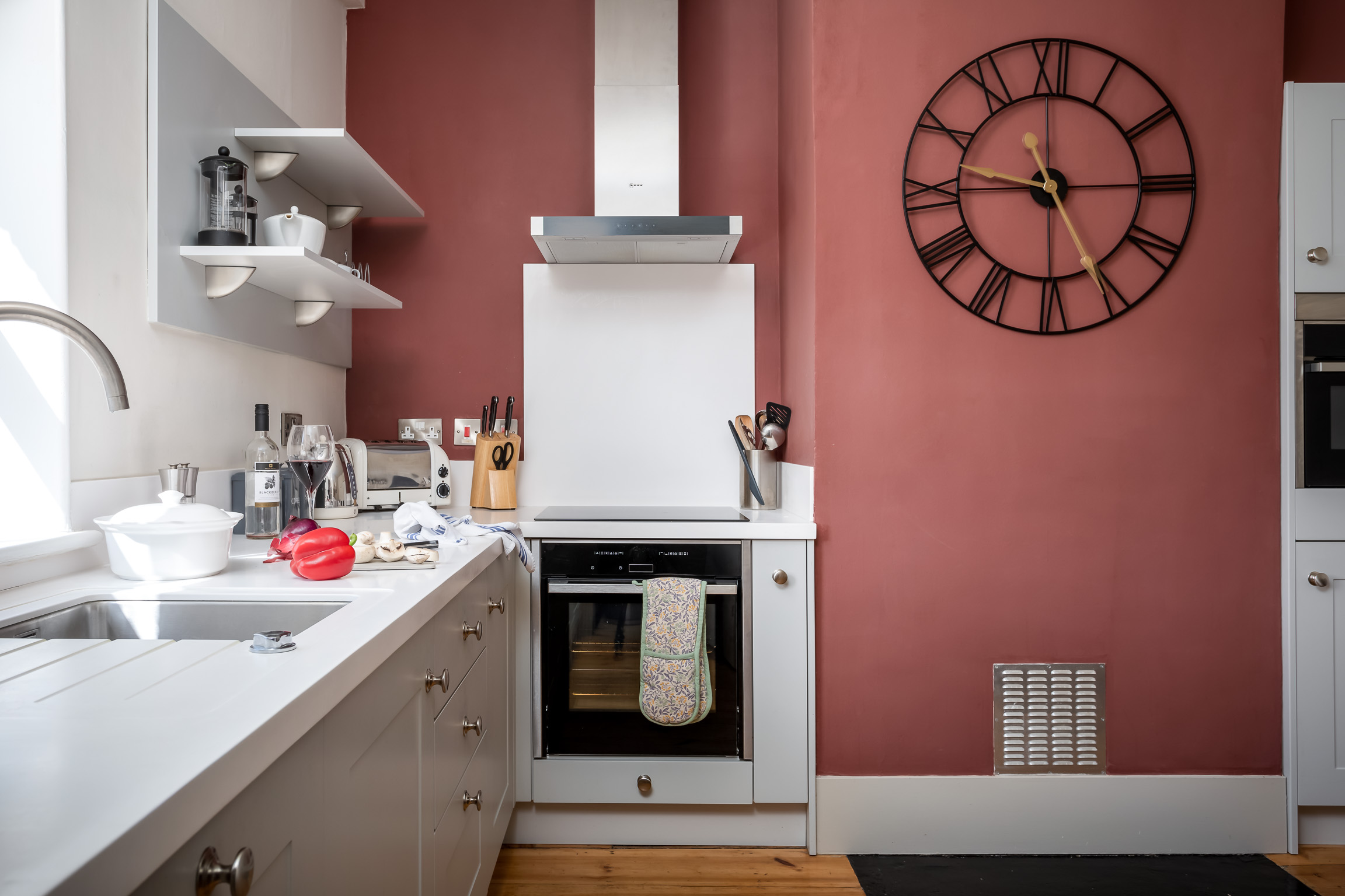 Kitchen, first floor 