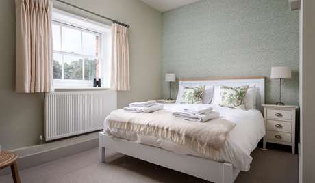 Master bedroom, first floor Master bedroom, first floor
