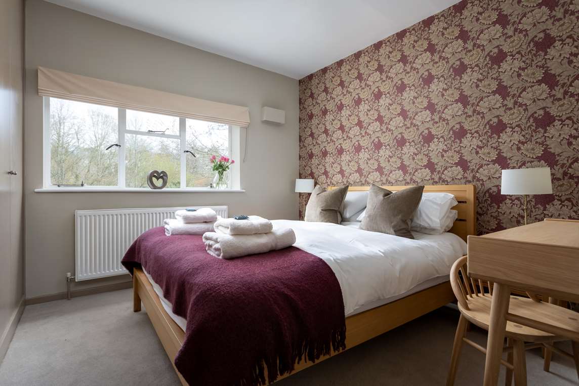 Double bedroom, first floor Double bedroom, first floor