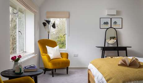 Master bedroom, first floor Master bedroom, first floor