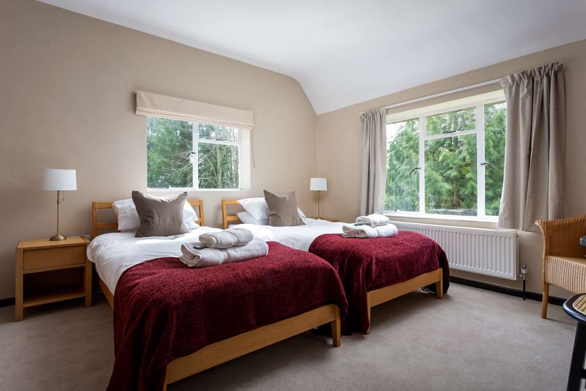 Twin bedroom, first floor Twin bedroom, first floor