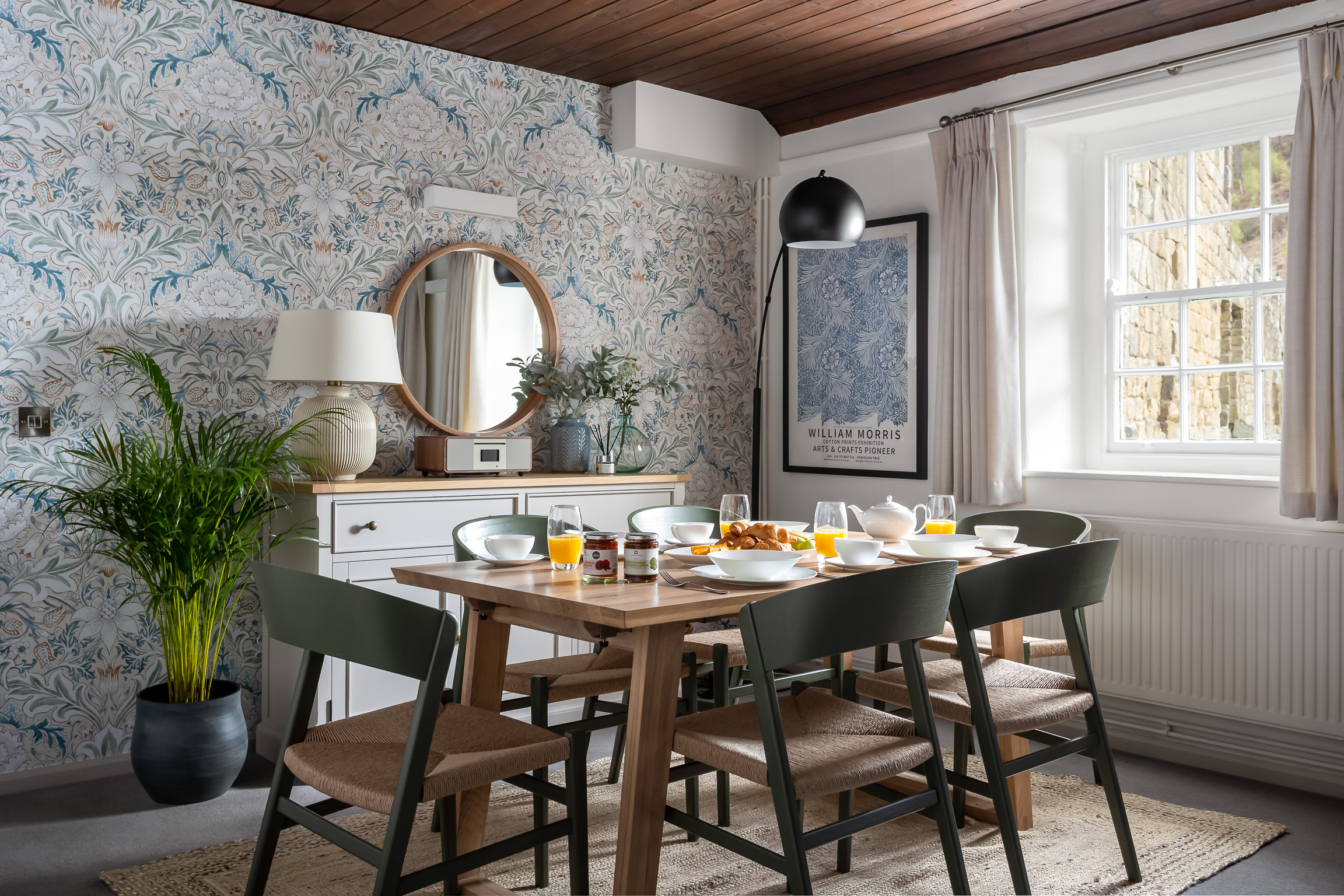 Dinning room and lounge, lower ground floor