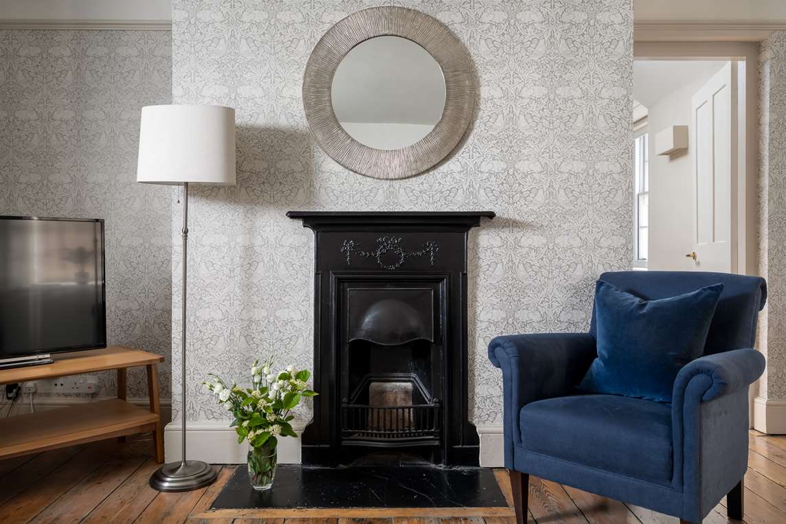 Lounge, ground floor Lounge, ground floor