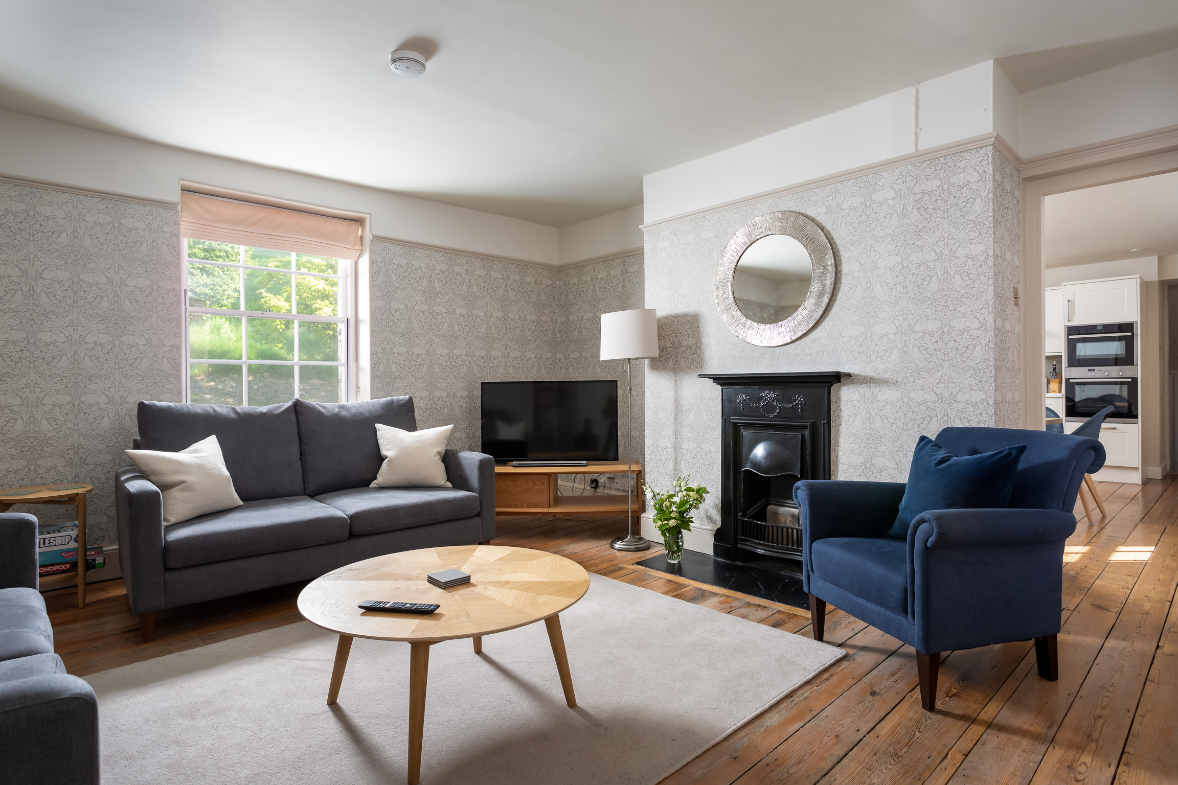  Lounge, ground floor