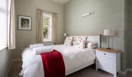 Master bedroom, ground floor Master bedroom, ground floor