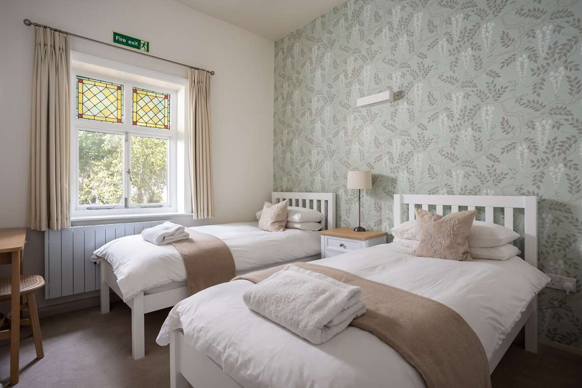 Twin bedroom, ground floor Twin bedroom, ground floor