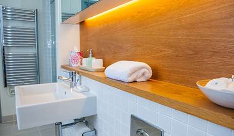 Bathroom, ground floor Bathroom, ground floor