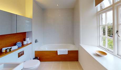 Bathroom, ground floor Bathroom, ground floor