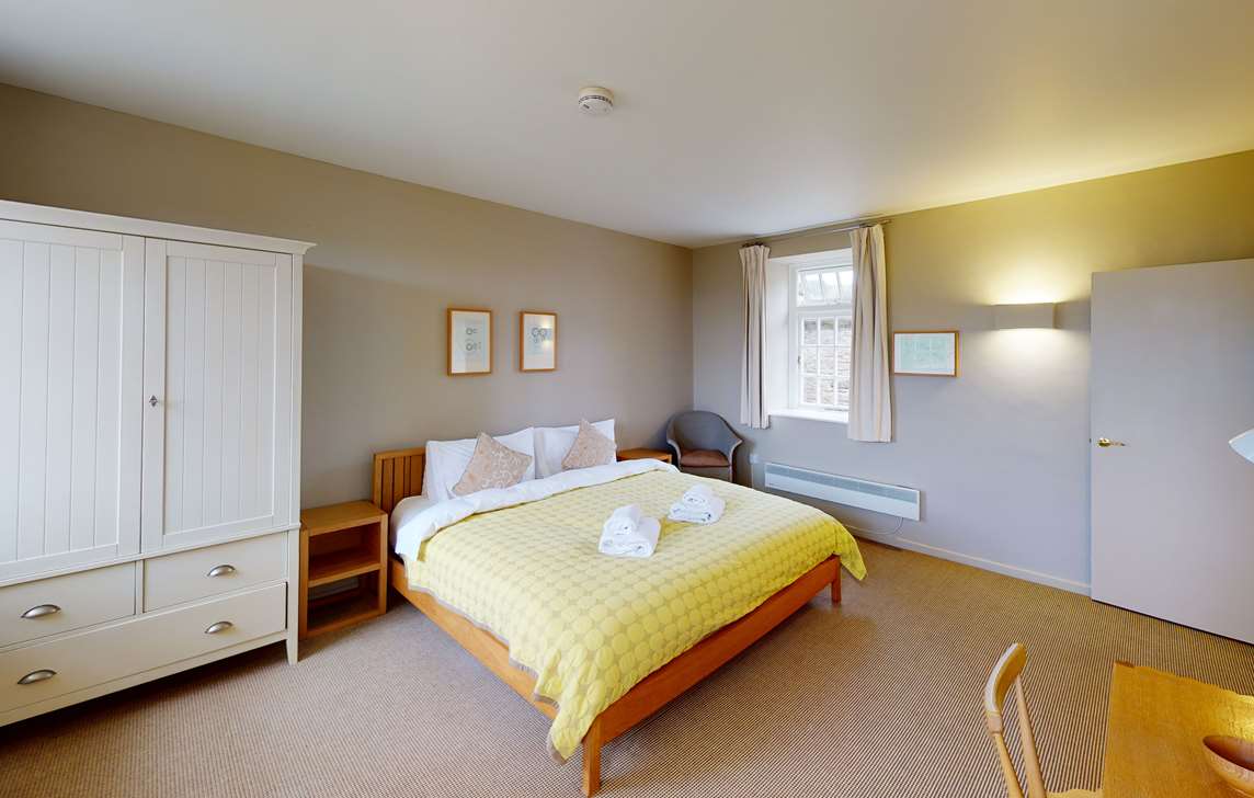 Bedroom, ground floor Bedroom, ground floor