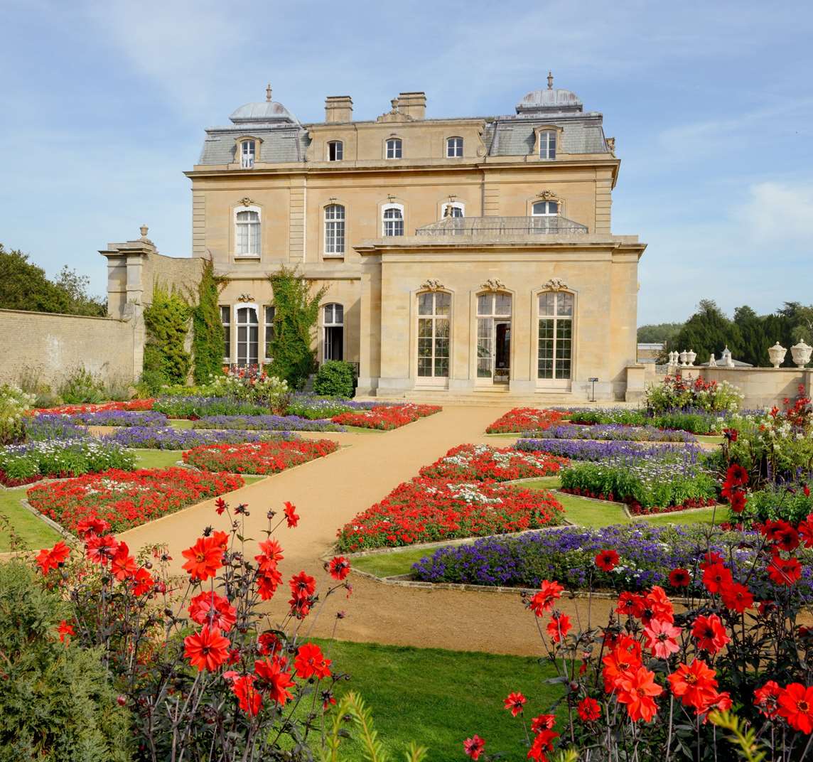 Image: A parterre garden at Wrest Park Image: A parterre garden at Wrest Park