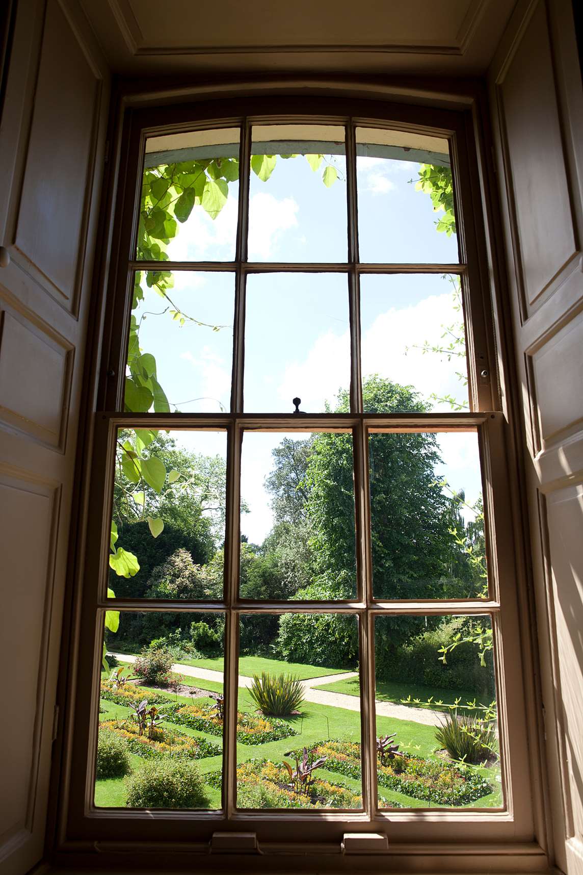 Image: window at Down House, home of Charles Darwin