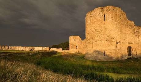 External view of Pevensey Castle's inner bailey External view of Pevensey Castle's inner bailey
