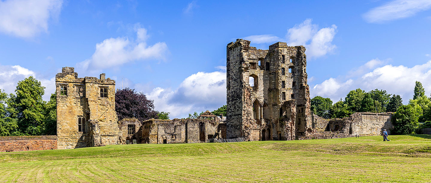 The ruins of Ashby de la Zouche Castle