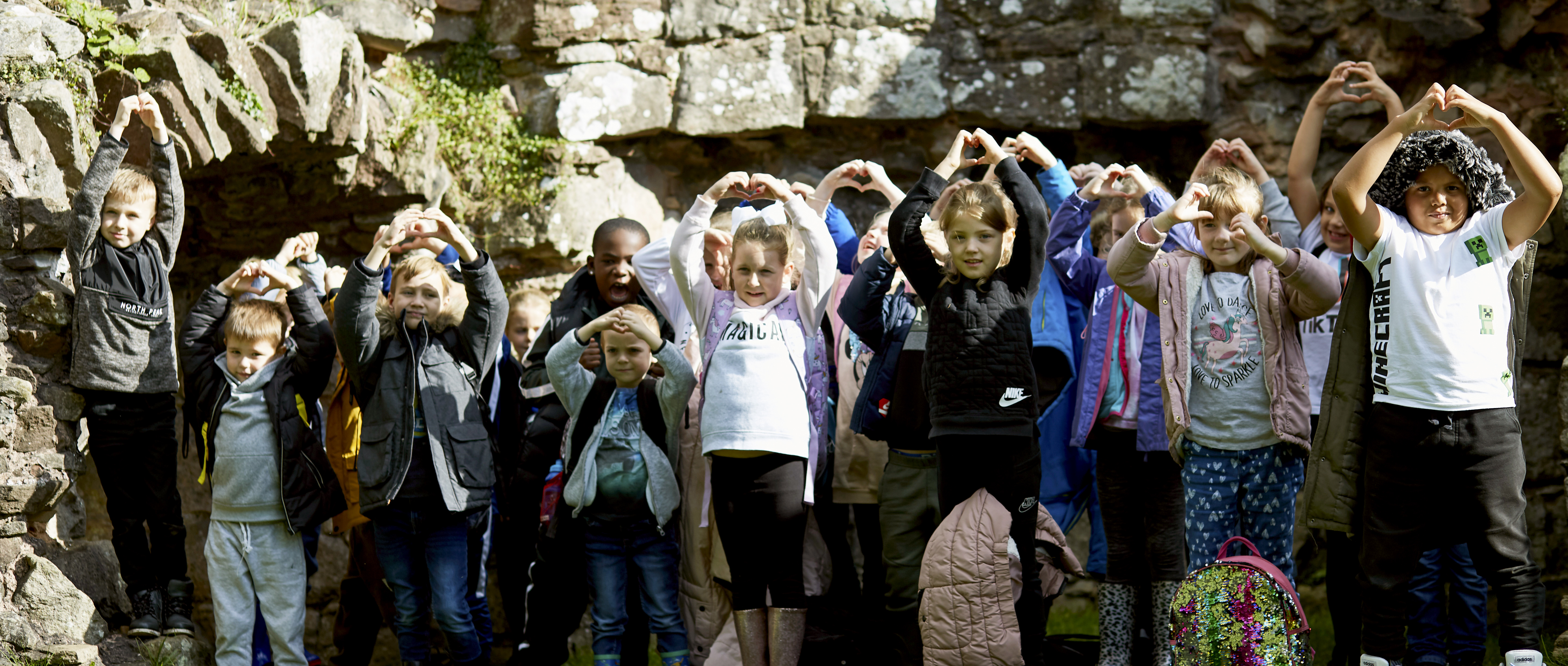 Image: Schoolchildren at Beeston Castle