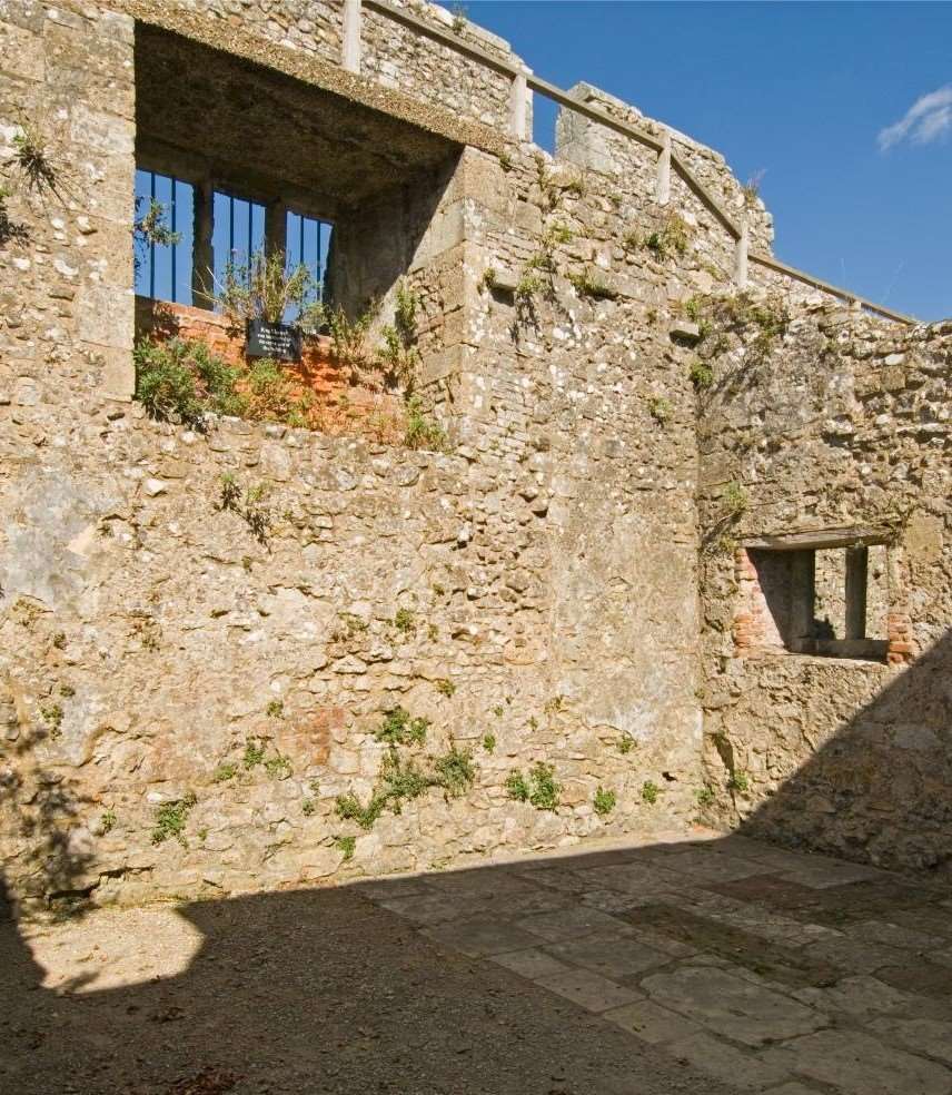This window (left), high in the north wall of Carisbrooke Castle, is said to be the one from which Charles I planned to escape in May 1648