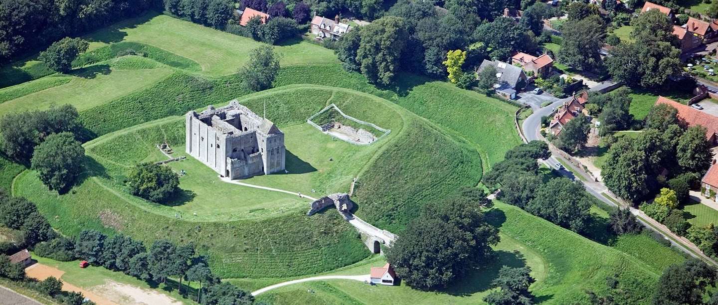 Castle Rising Castle | English Heritage