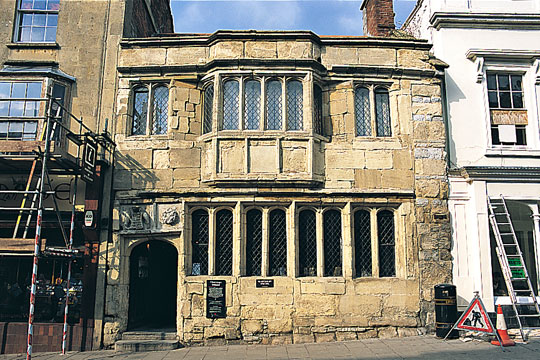 Glastonbury Tribunal with mullioned bay window on the first-floor viewed from the street