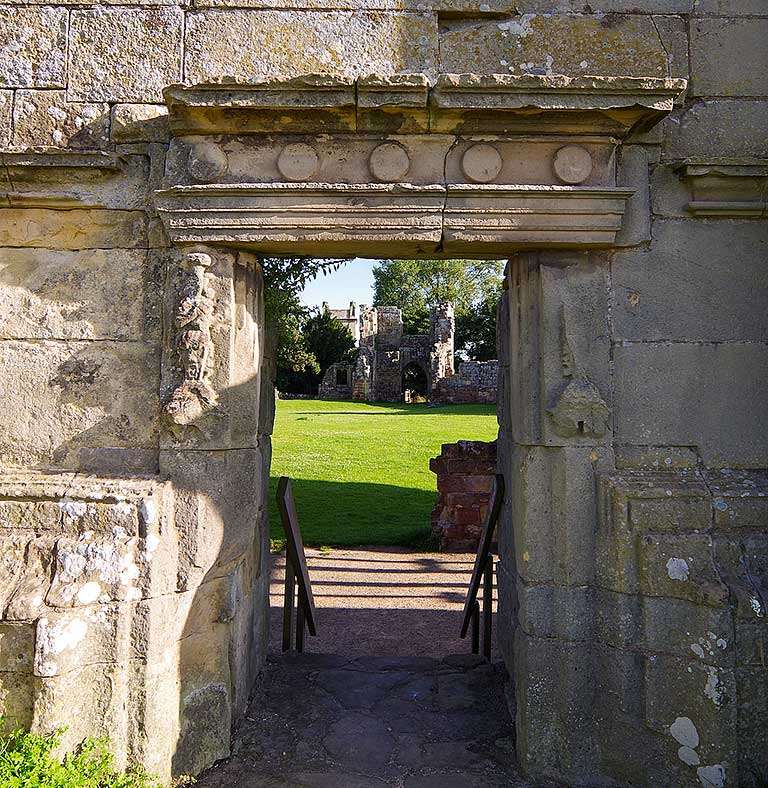 Elizabethan doorcase