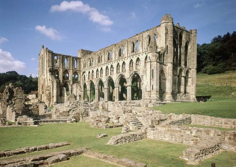 Rievaulx Abbey | English Heritage