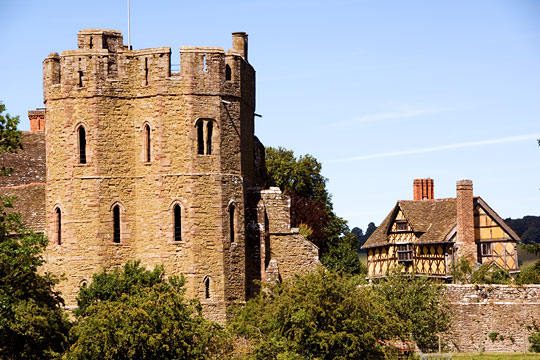 South tower with gatehouse beyond at Stokesay Castle