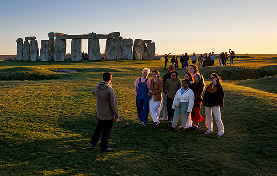 コレクション English heritage STONEHENGE 2025 English Heritage Stonehenge Wall calendar: Plastic Free