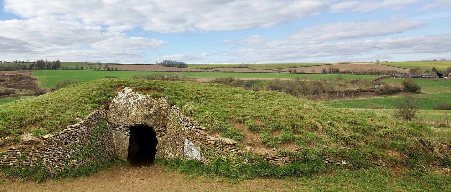 Barrow — ring-barrow in Coolaghansglaster