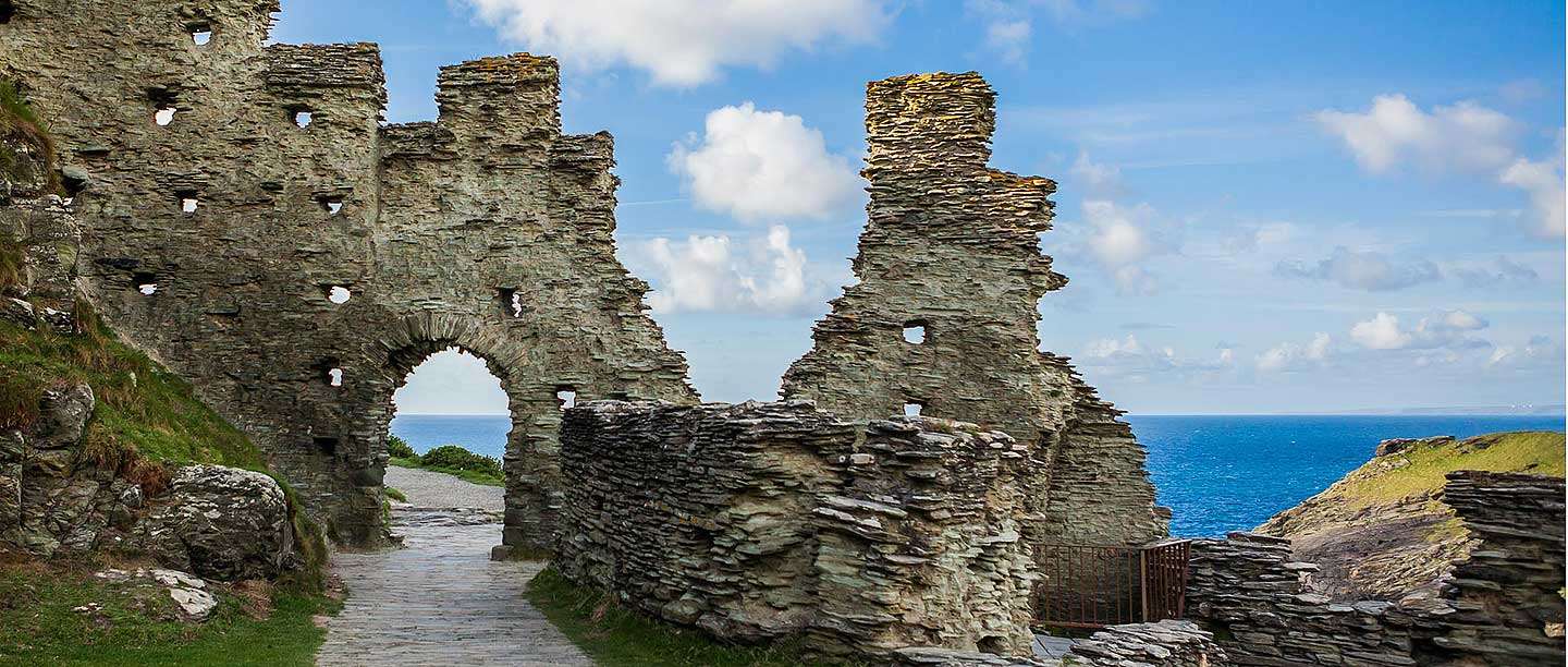 The courtyard wall and gate on Tintagel Island